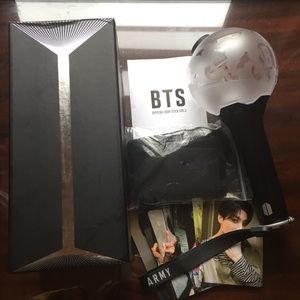 OFFICIAL BTS LIGHTSTICK VERSION 3